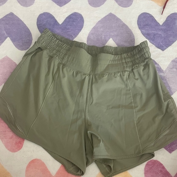 Lululemon Olive Green Women's Shorts 8 - Picture 1 of 5